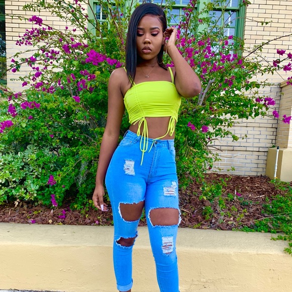 Worn once for a shoot! 💚 - Picture 3 of 4